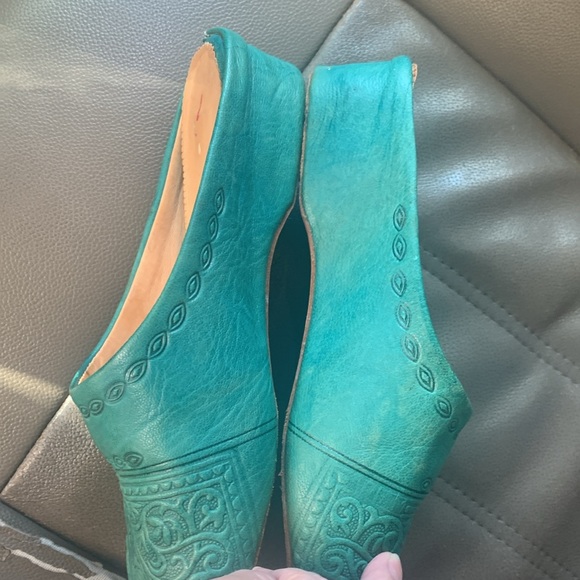 FES.  Shoes. Handmade.  Size 9. They run a bit wide SUPER.  Awesome! - Picture 4 of 7